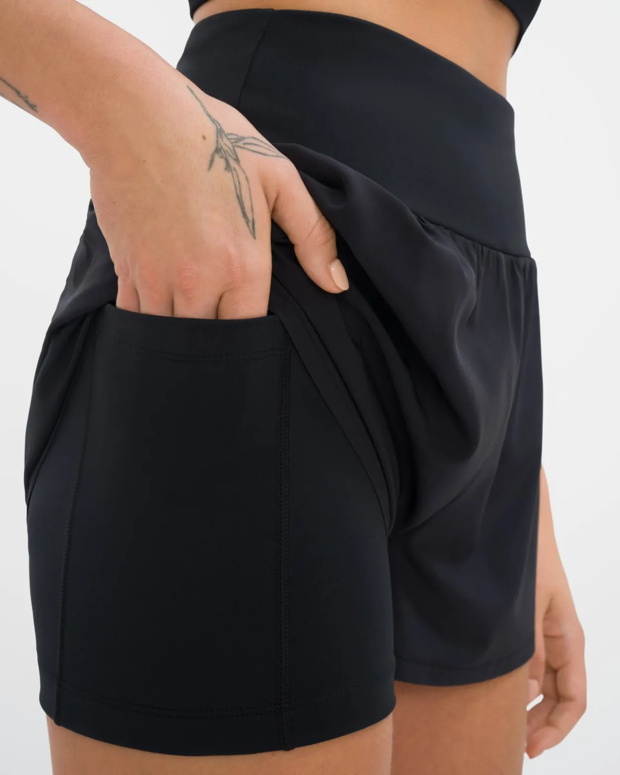 Athena Hotpant