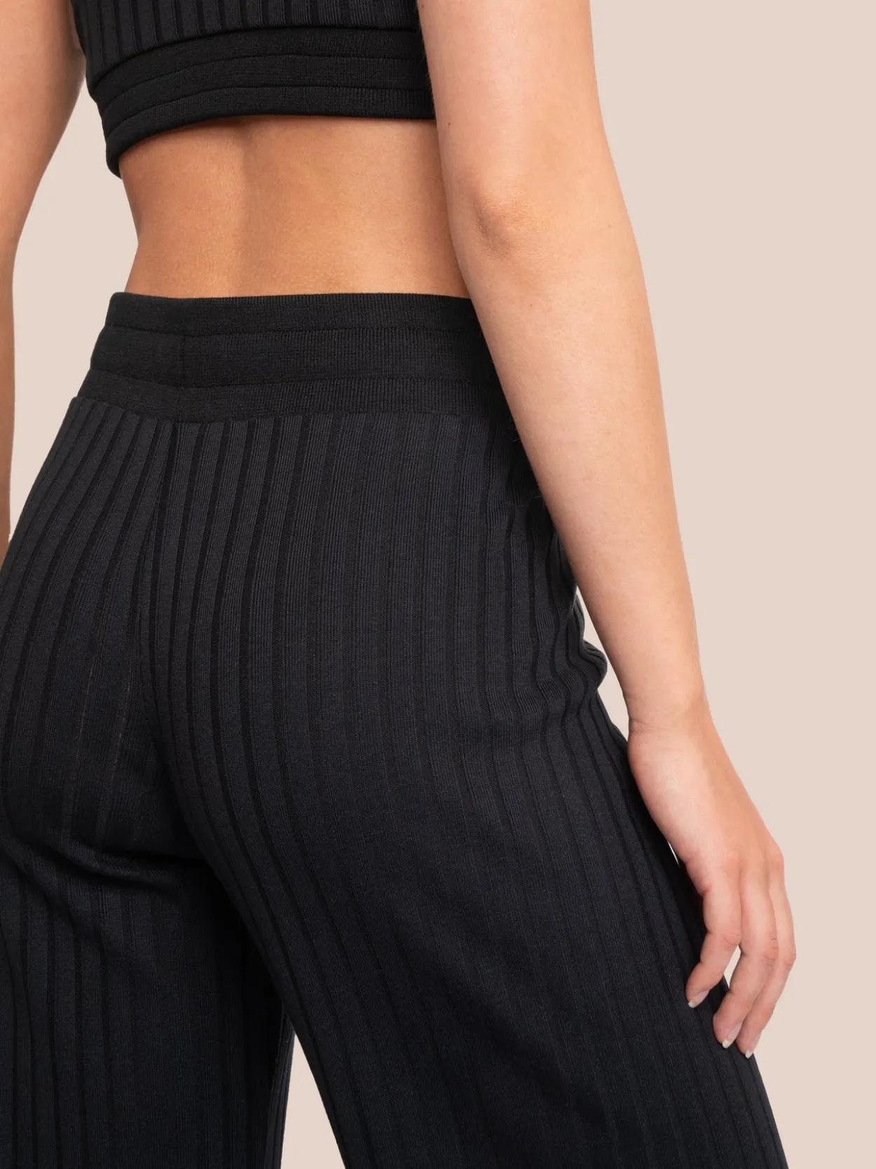 Aurelia Strickhose