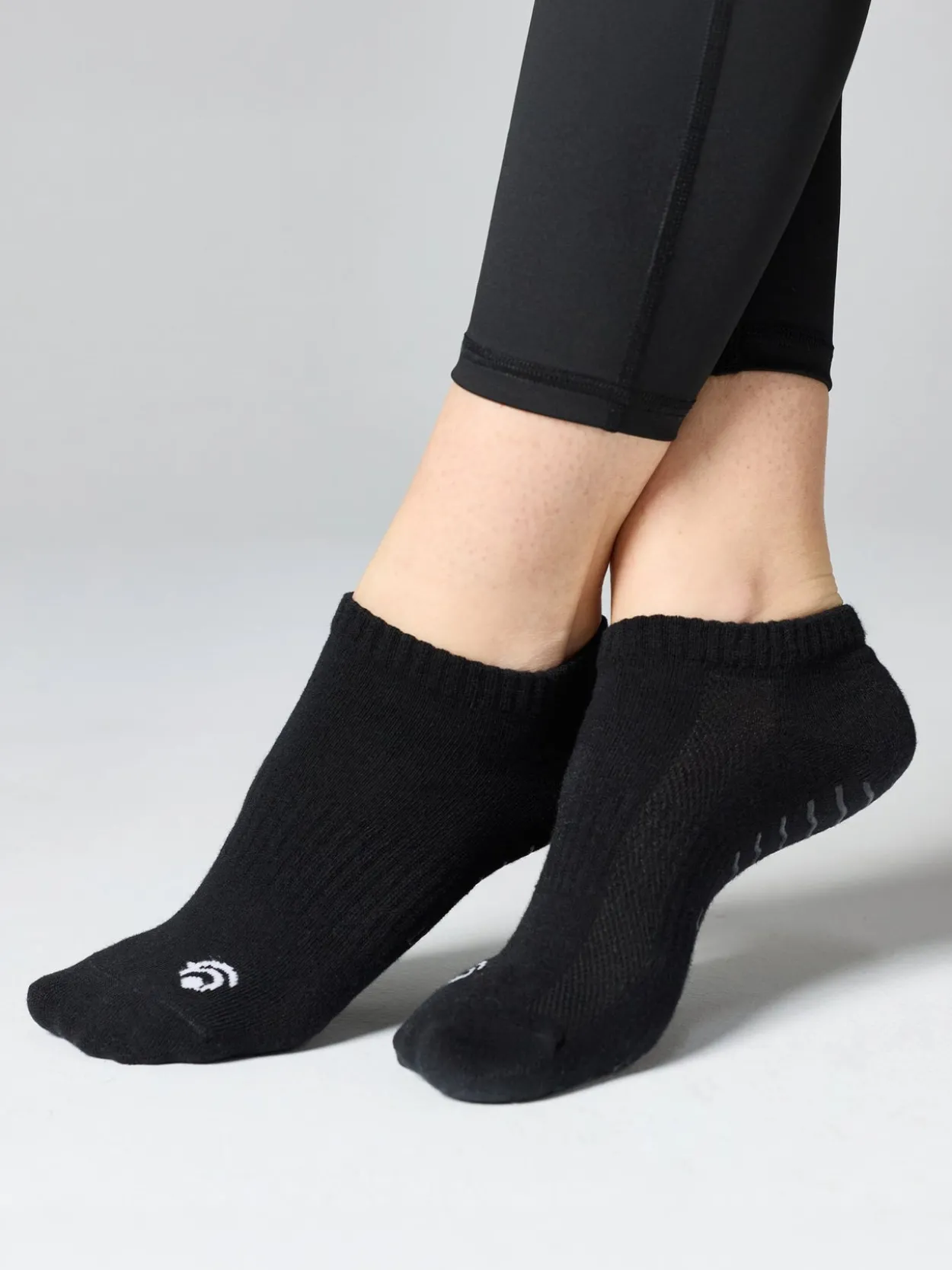 Brandy Sneaker Socken für Yoga und Pilates